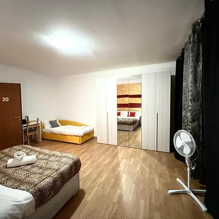 Venice Arian 01 Guest house *