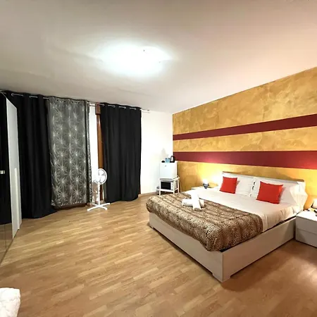 Venice Arian 01 בית הארחה *