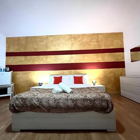 בית הארחה Venice Arian 01 *